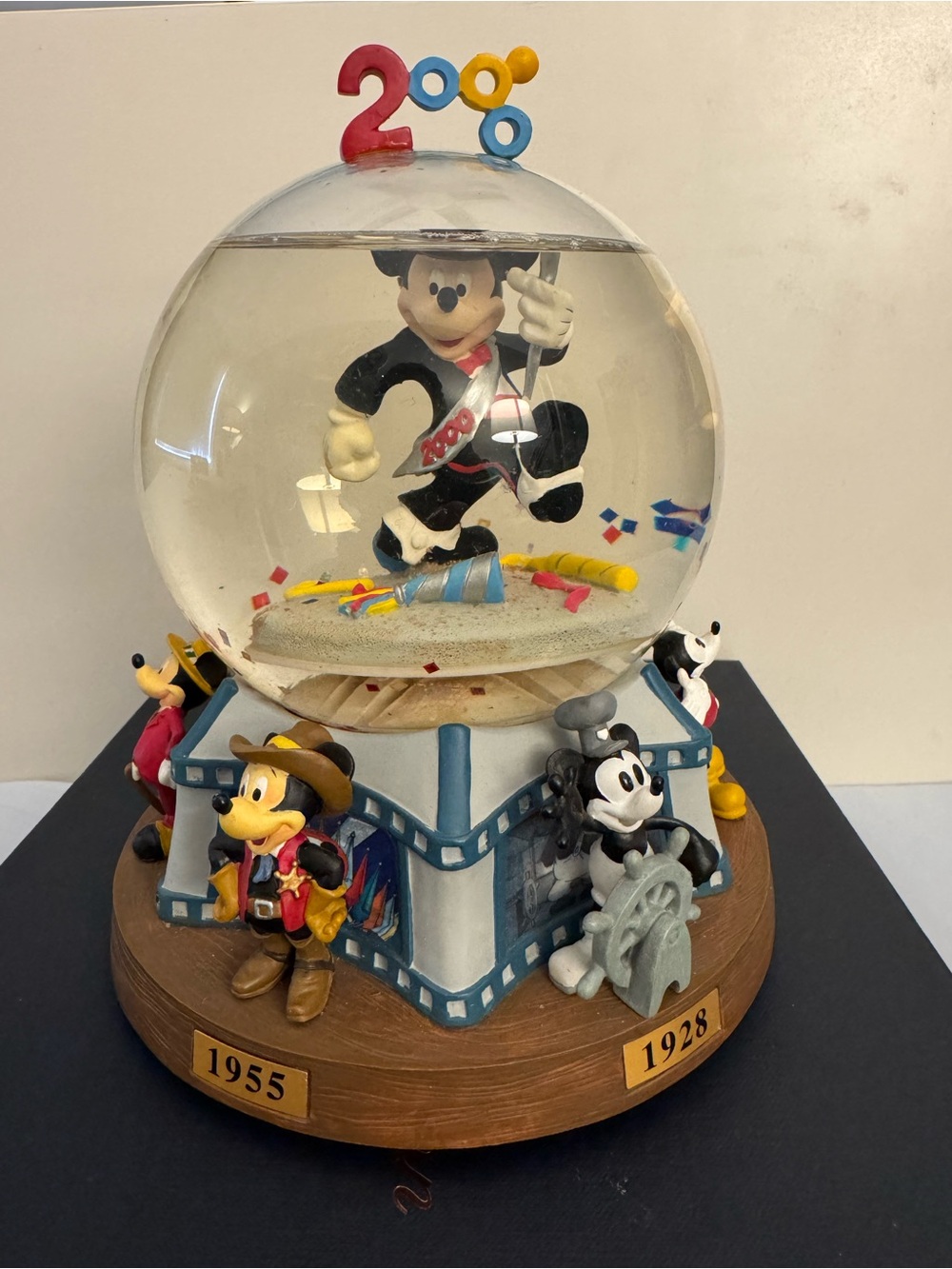 Disney Mickey Millennium Snow Globe Music Box – Westland Giftware #6400